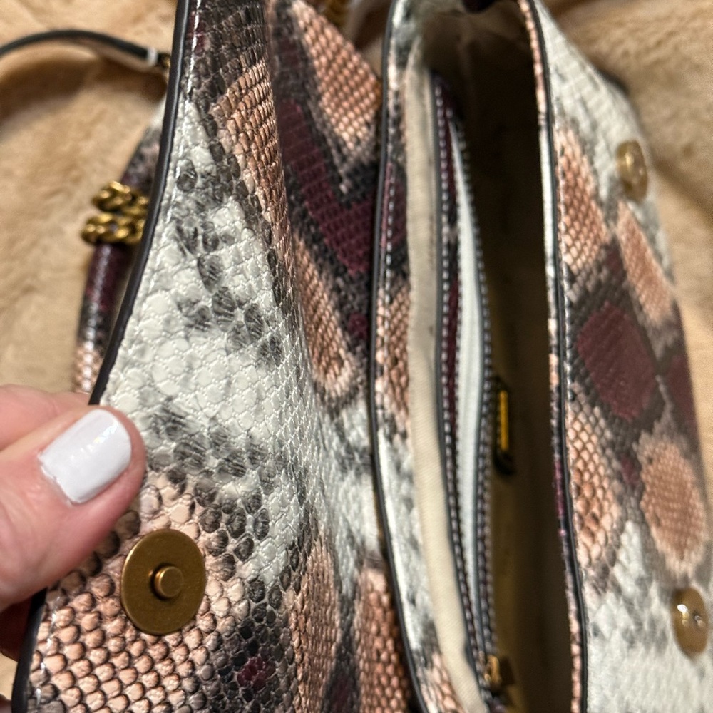 Guess Snake Print Shoulder Bag with Gold Chain - Picture 9 of 11
